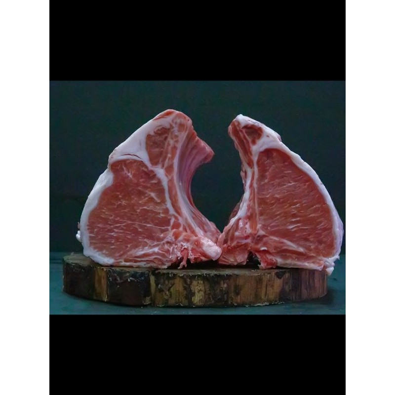 Chuleta de cerdo ibérica de primera Chuleta de cerdo ibérica de primera